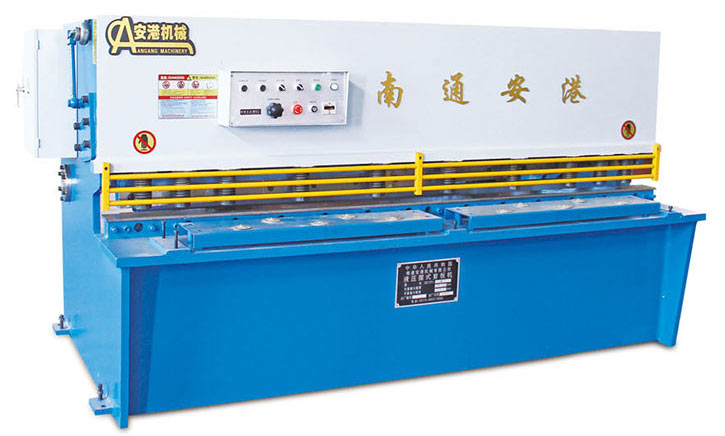 數(shù)控液壓擺式剪板機(jī)（出口機(jī)型）